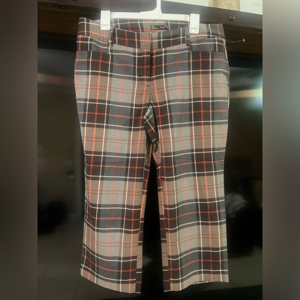 B.Tru multiple - stripe capri pants